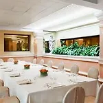מלון Four Points By Sheraton