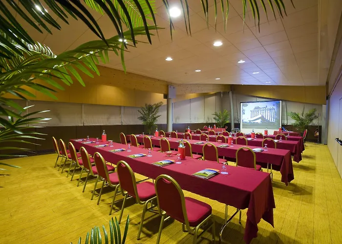 Four Points By Sheraton Hotel