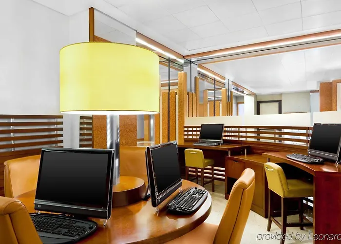 Four Points By Sheraton Hotel