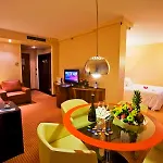 Four Points By Sheraton Hotel