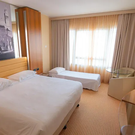 Four Points By Sheraton Hotel