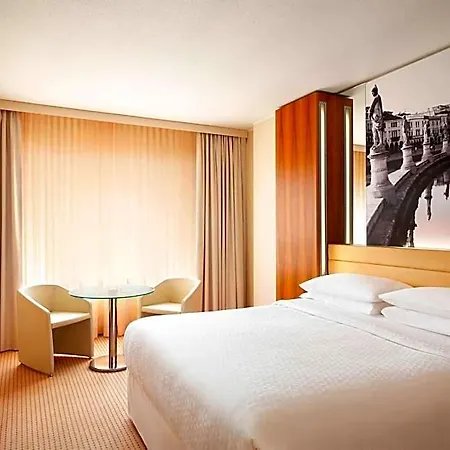 Four Points By Sheraton Hotel