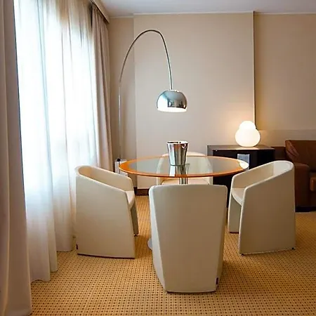 Four Points By Sheraton Hotel