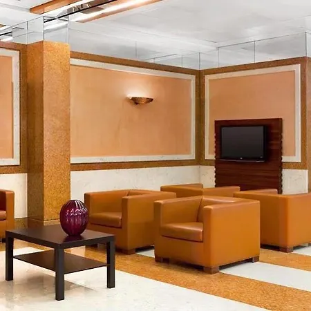 Four Points By Sheraton Hotell 4*