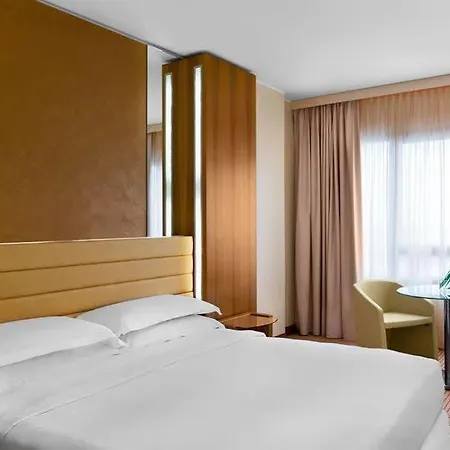 Hotell Four Points By Sheraton Padua
