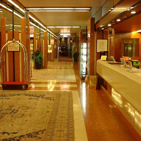 Four Points By Sheraton Hotel 4*