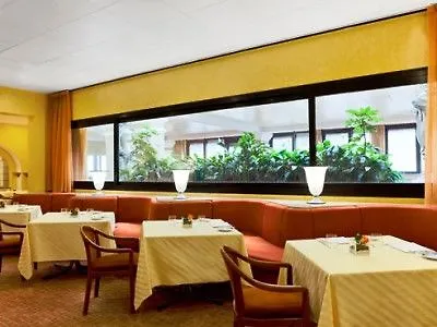 Four Points By Sheraton Hotel